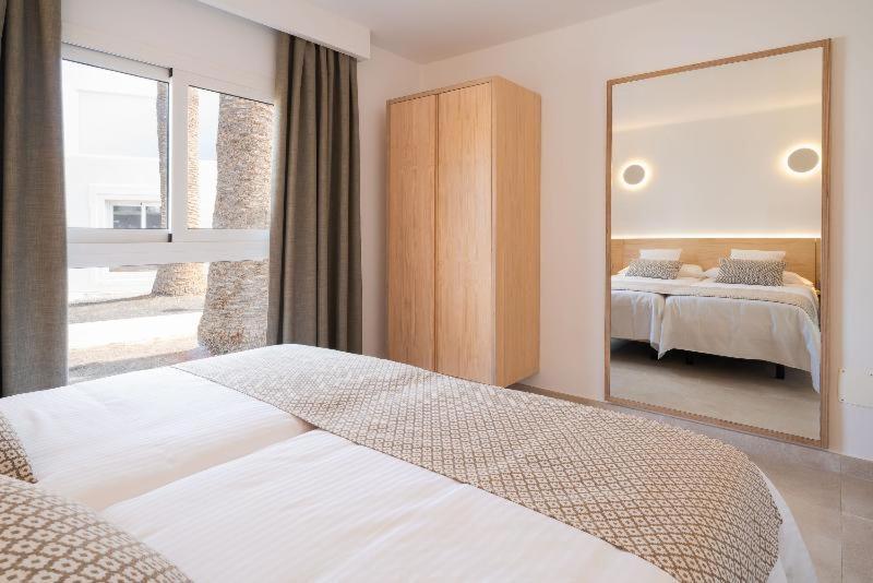 Barcarola Club Apartment Puerto del Carmen  Room photo